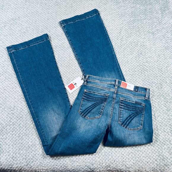 7 For All Mankind Ladies DOJO Fate Dark Wash Denim Flare Jeans NEW NWT 27 - Picture 1 of 9